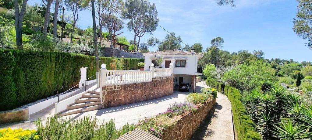Wonderful Villa, Heated Pool, Near Beautiful Town Alboy Εξωτερικό φωτογραφία